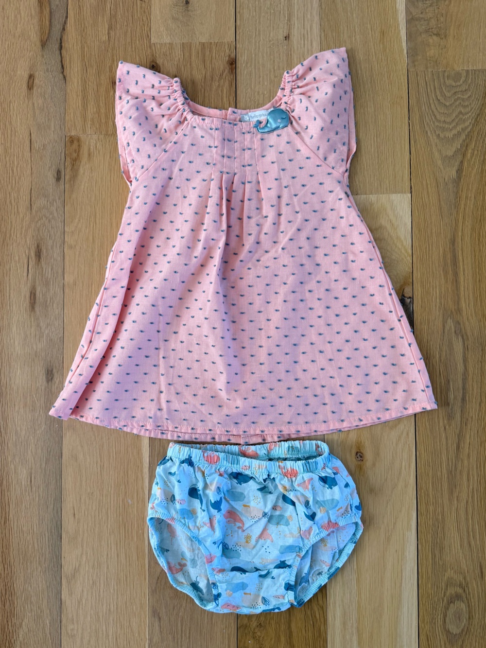 tutto piccolo Pink & Blue Two-Piece Kids Matching Set - Cute Whale Print